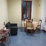 Luzzatti 호스텔 *